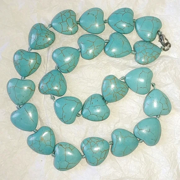 TURQUOISE HEART BEADS NECKLACE - 18" LONG - Picture 6 of 6